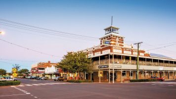 Roma_Riches_Brisbane_To_Blackall